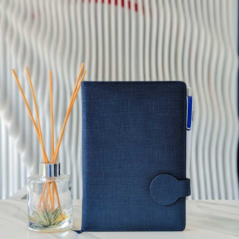 Round Clip Notebook + Pen Combo